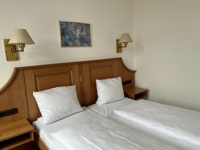 Hotel Roemischer Kaiser トリーア エクステリア 写真