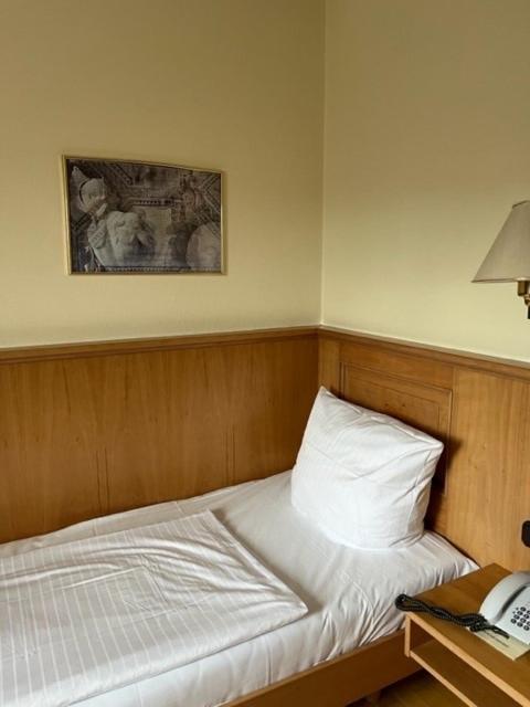 Hotel Roemischer Kaiser トリーア エクステリア 写真
